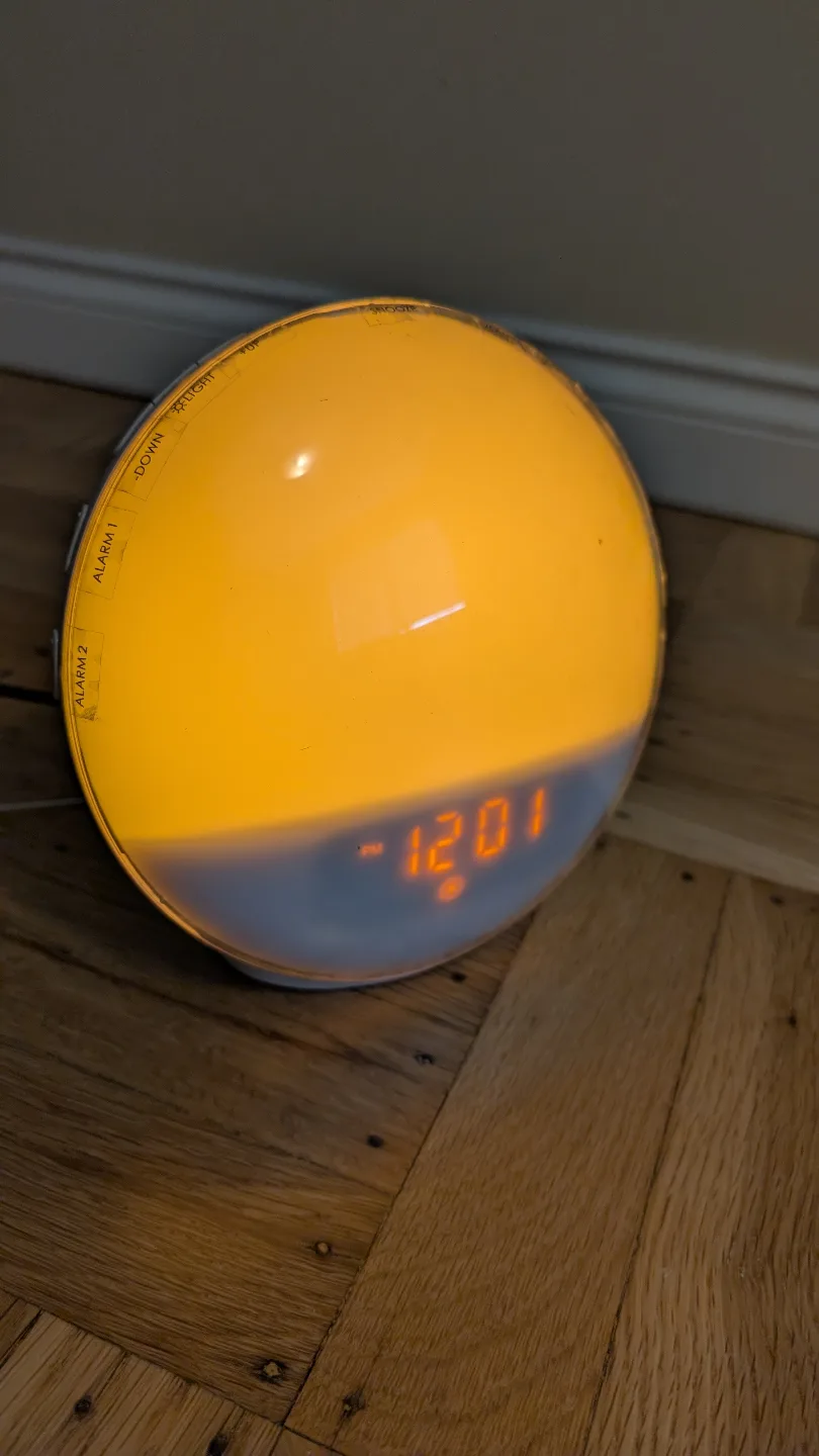 Sunrise Alarm Clock, wake up light/night light, FM radio thumbnail