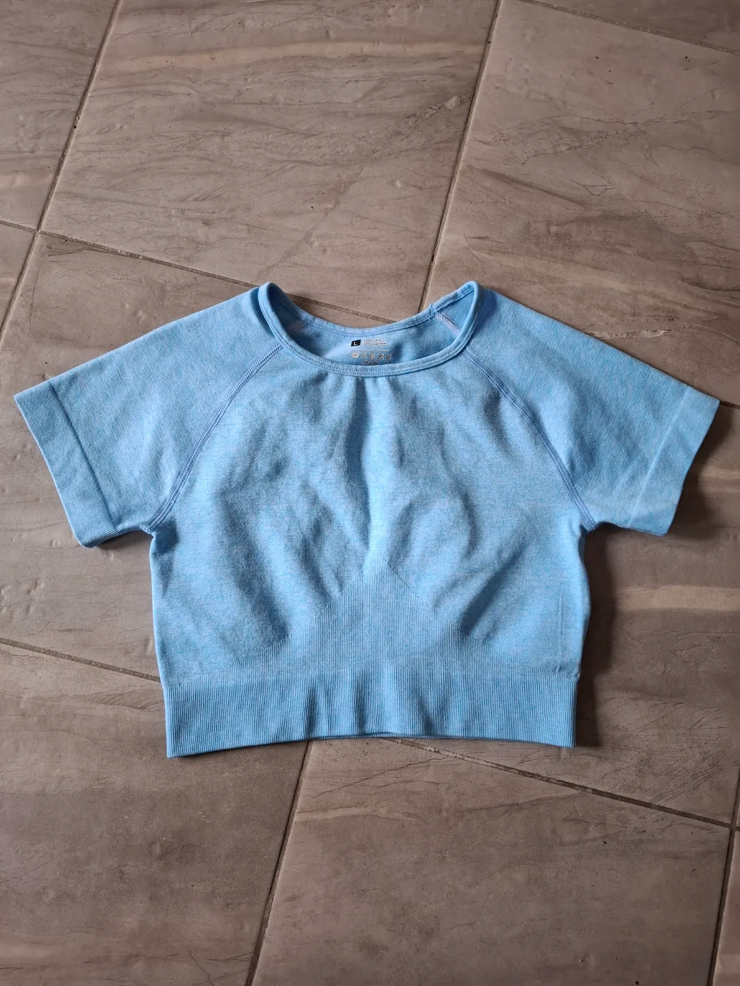Lululemon-like Seamless Short Sleeve Crop Top - Size Large thumbnail