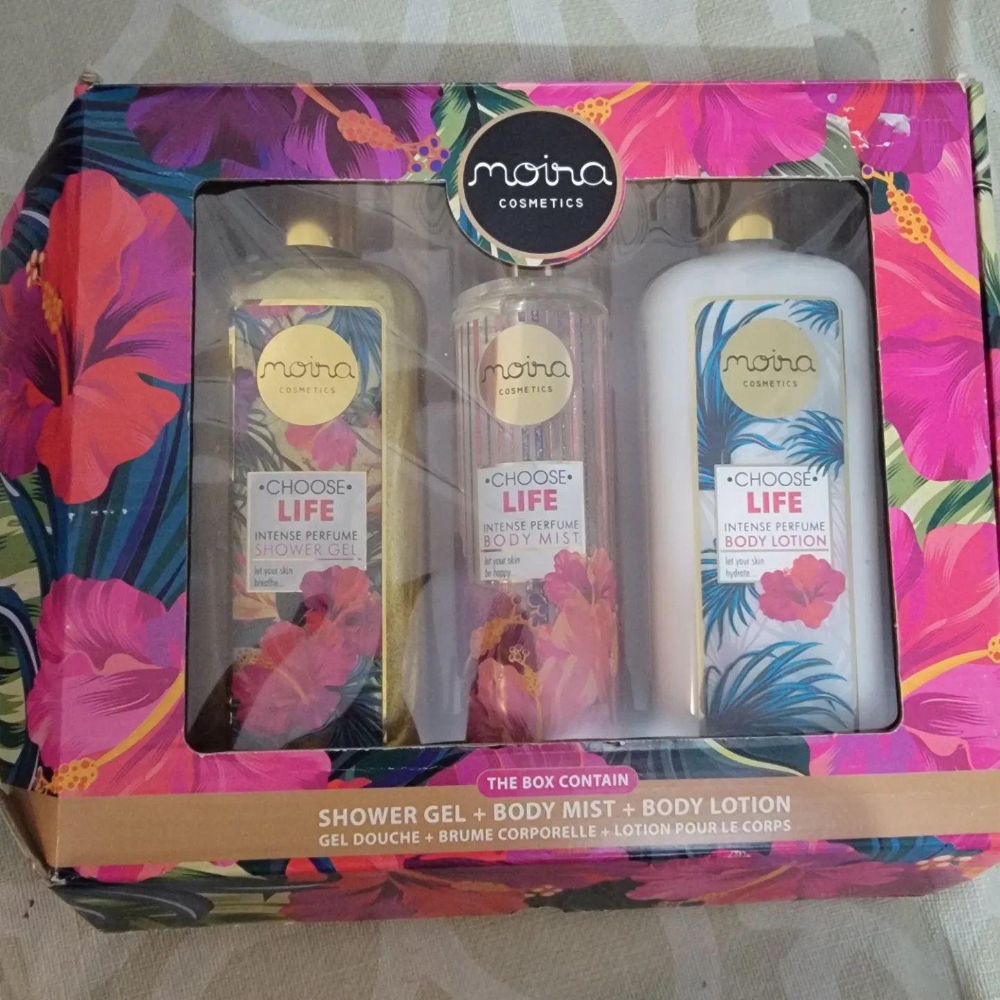 Moira Cosmetics Choose Life Gift Set image indicator(2)