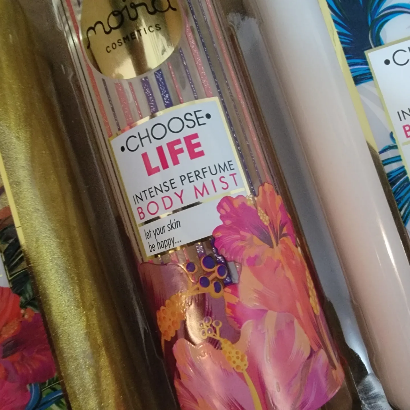 Moira Cosmetics Choose Life Gift Set image indicator(4)