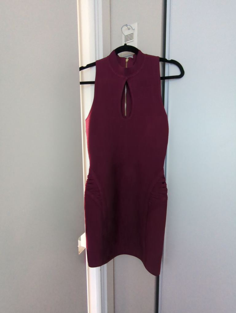 Burgundy GUESS bandage bodycon dress
