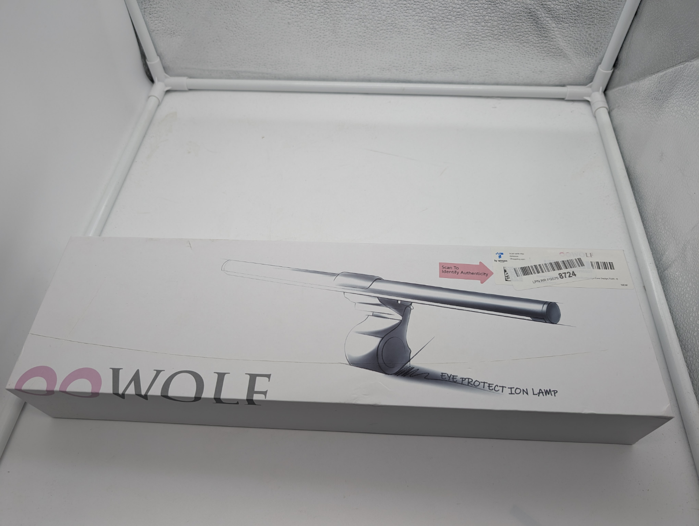 OO WOLF Eye Protection LED Desk Lamp