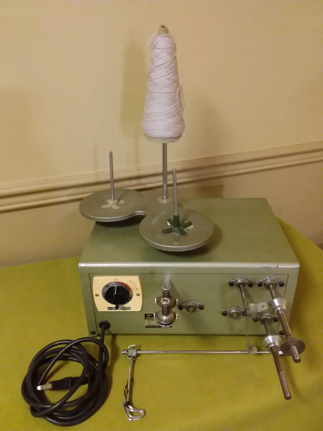 ➡️ Yarn Winder Machine  🧶 image indicator(2)