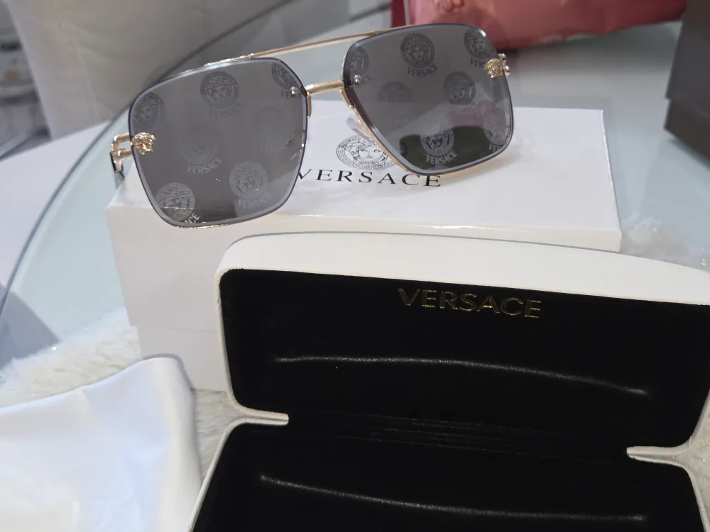 Versace Sunglasses Aviator Style image indicator(7)
