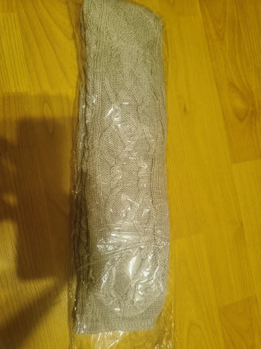 Grey Cable Knit high boot socks image indicator(2)