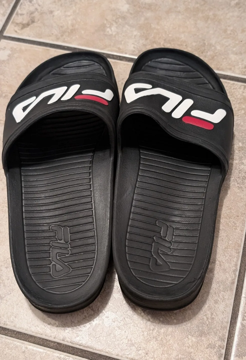 Fila Unisex Slides/Sandals (W8/M7) image indicator(2)