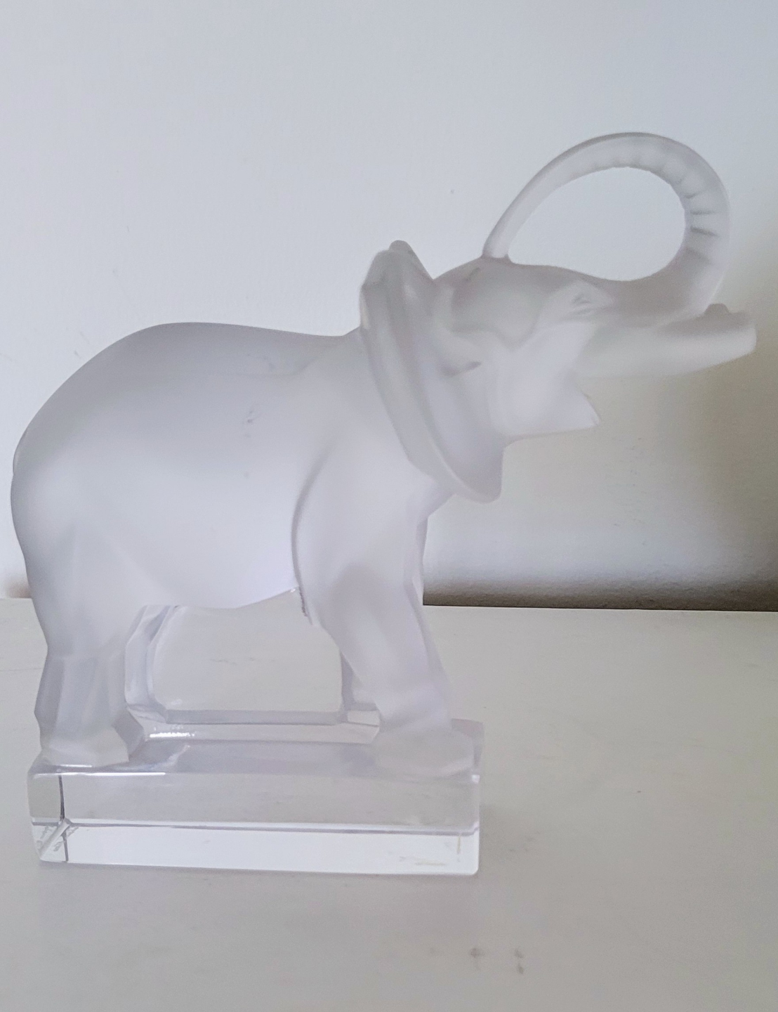 Lalique Elephant figurine🥕