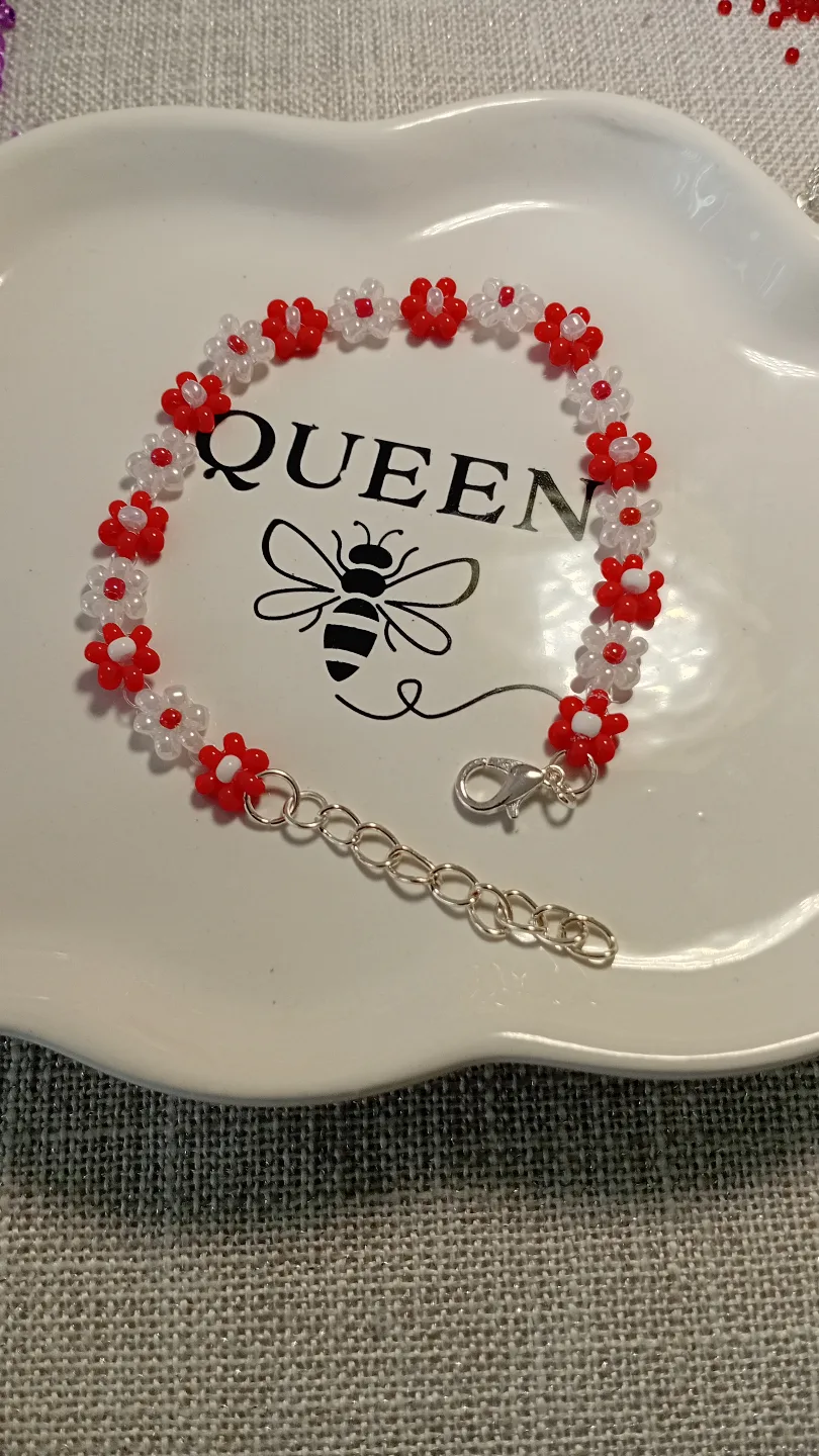 Beaded Flower Bracelet image indicator(2)