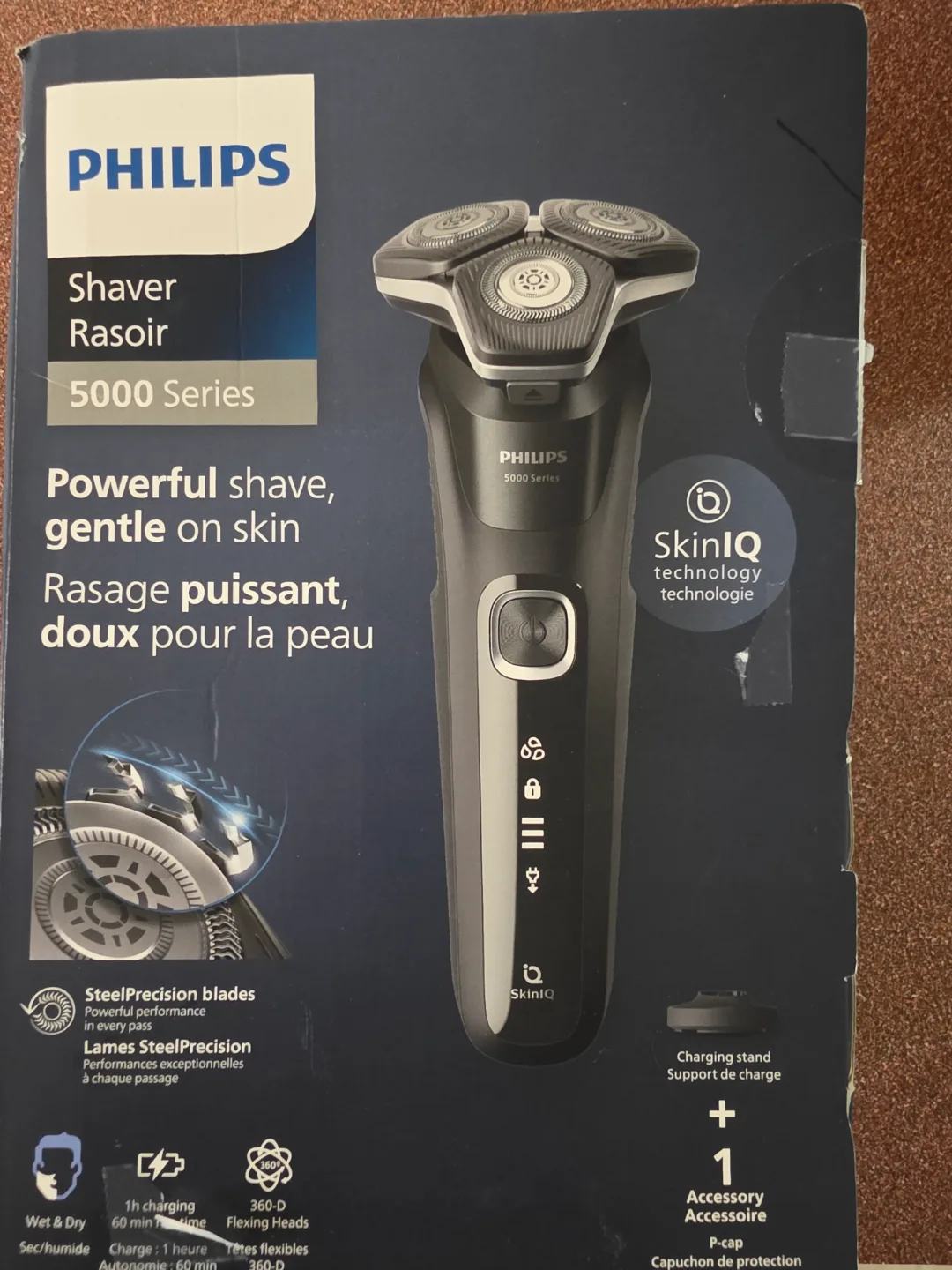 Philips 5000 Series Shaver - New in Box thumbnail