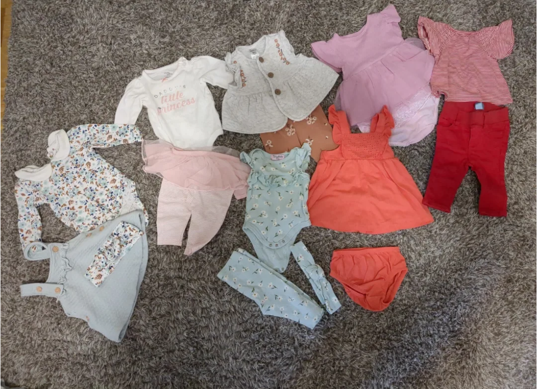 Baby Girl Clothes Bundle - Size 3 Months thumbnail