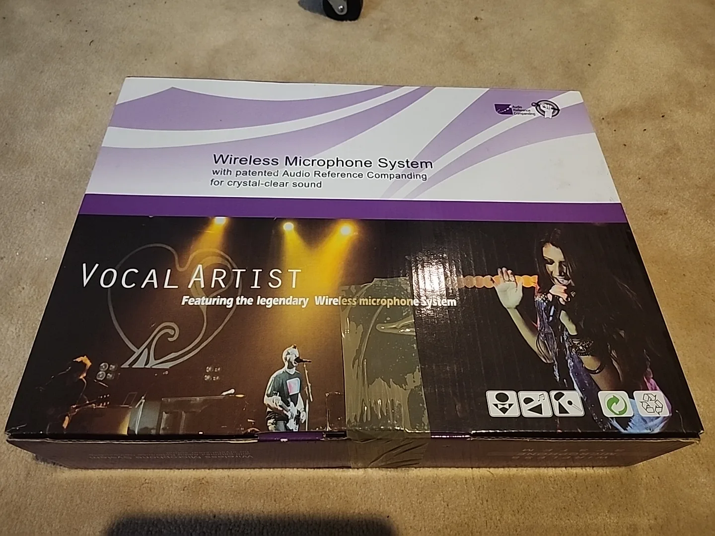 Vocal Artist Wireless Microphone System - New in Box thumbnail