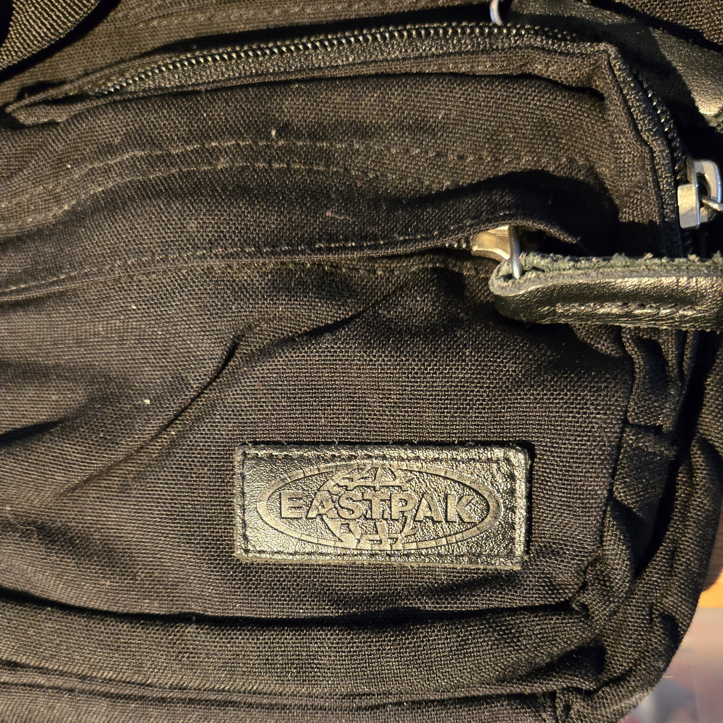 Eastpak Black Canvas shoulder Handbag - photo 2