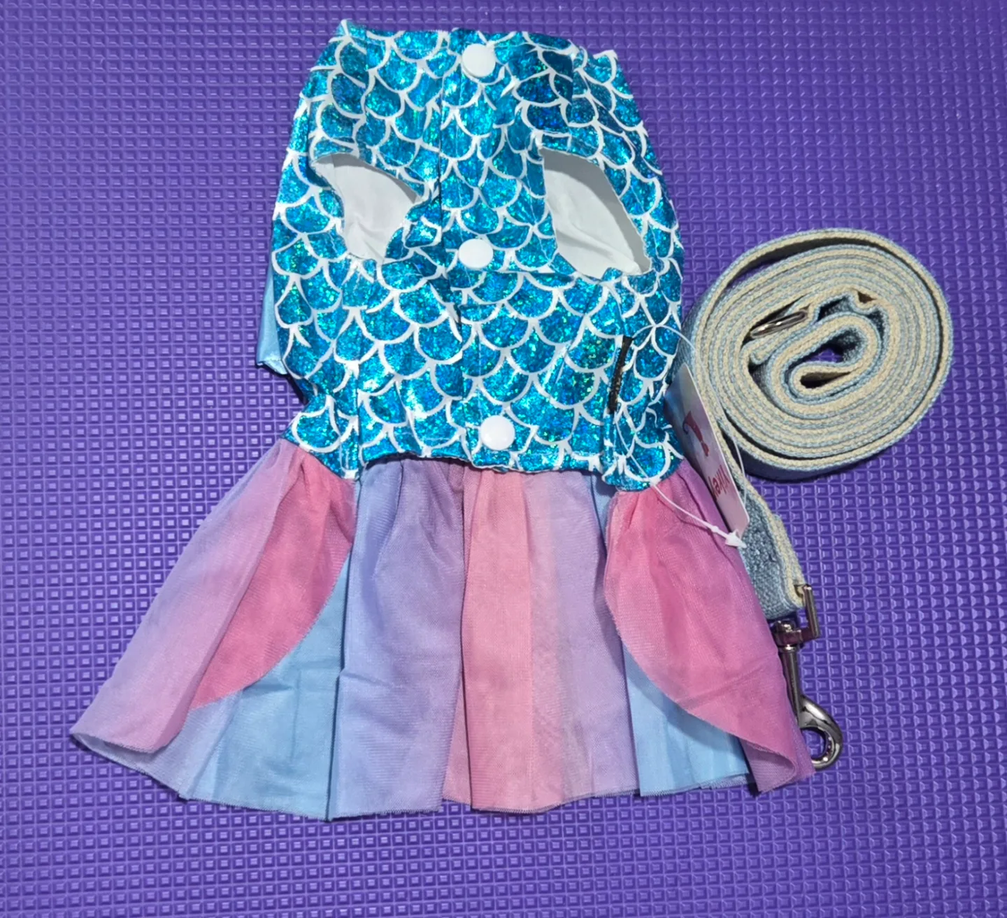 Mermaid Dog Dress with Bow and Leash - Size XS image indicator(2)
