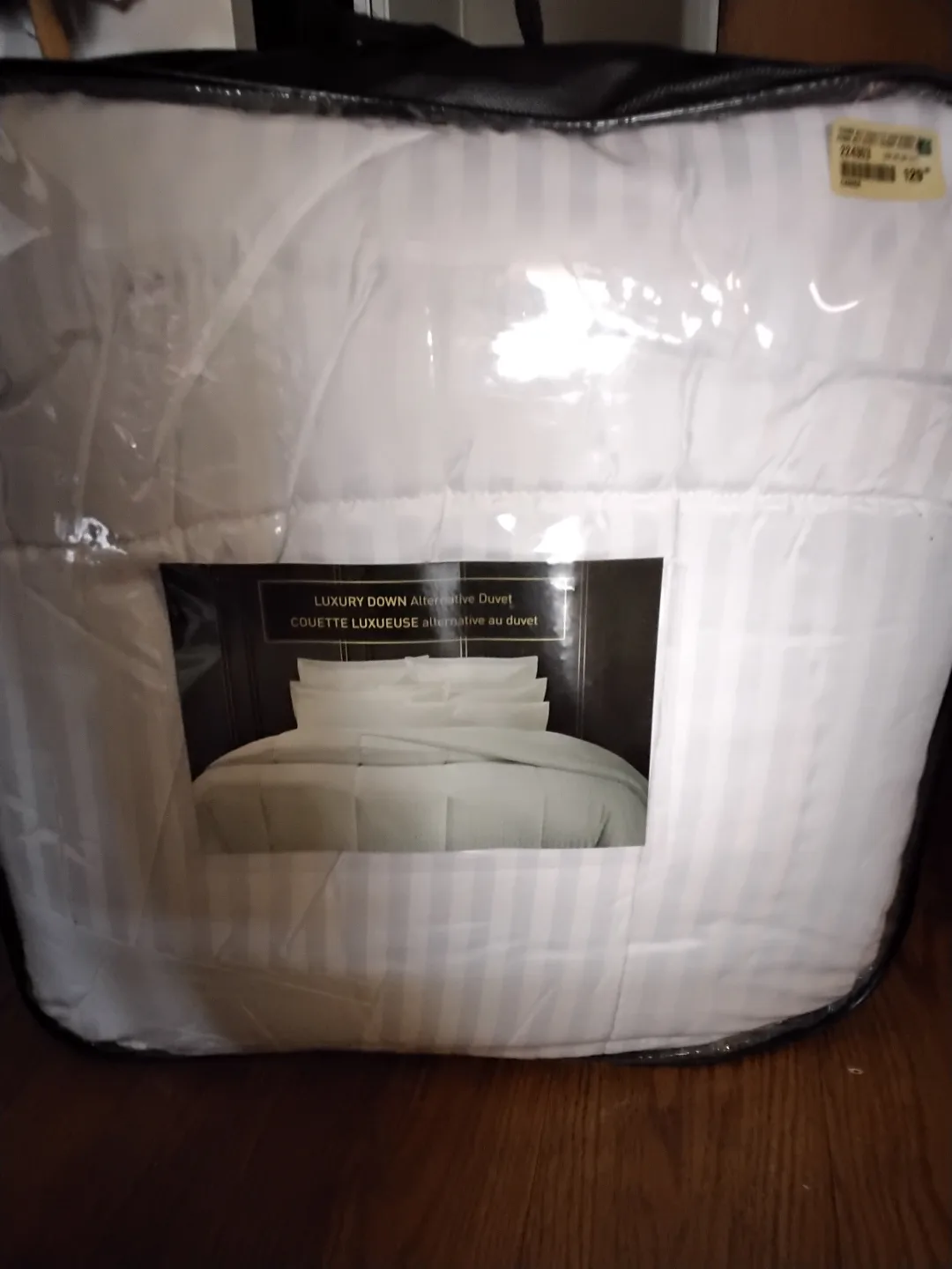 Luxury Down Alternative Duvet thumbnail