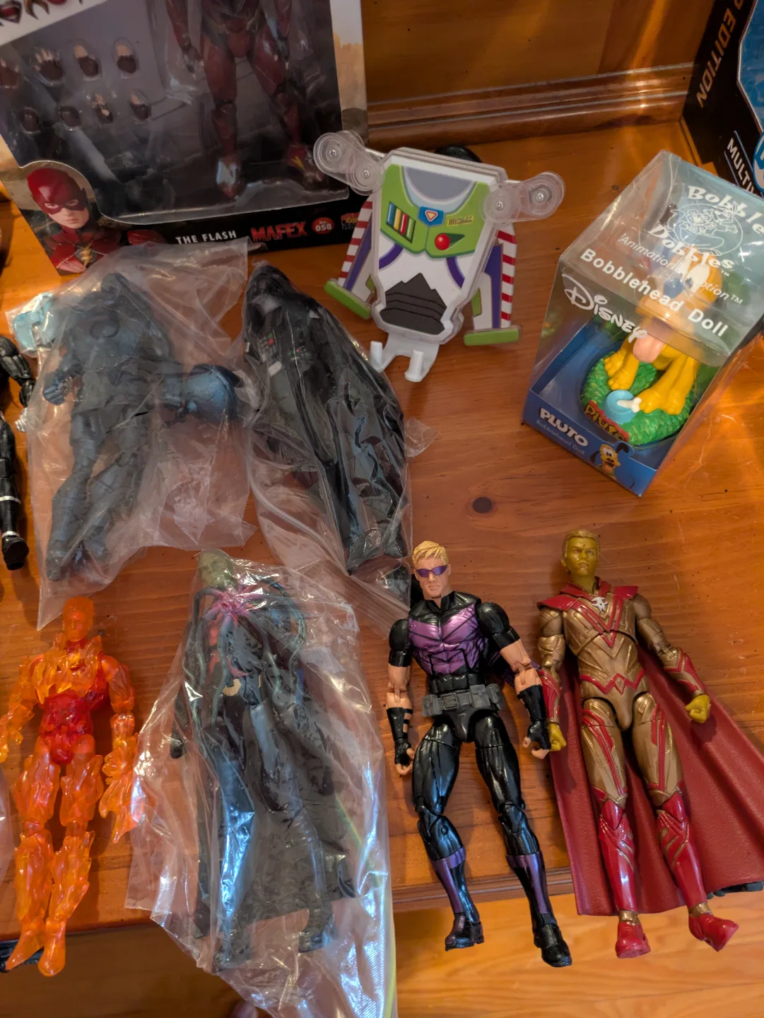 Large Lot of Action Figures image indicator(6)