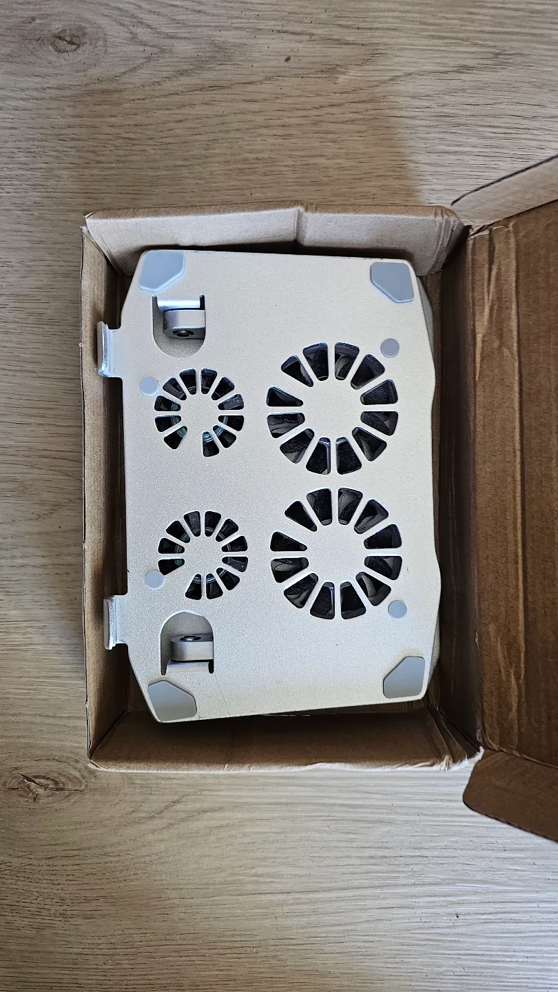 New Laptop Cooler Stand with Four Fans thumbnail