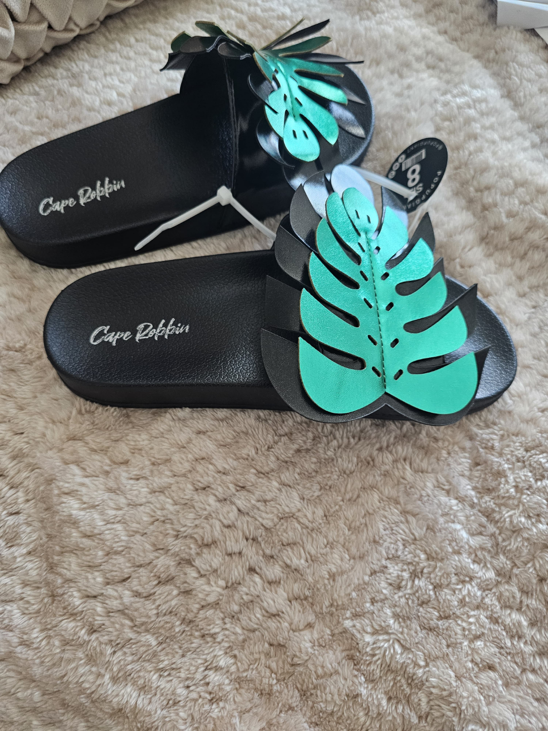 Cape Robbin Tropical Leaf Slides - Size 8 - photo 2