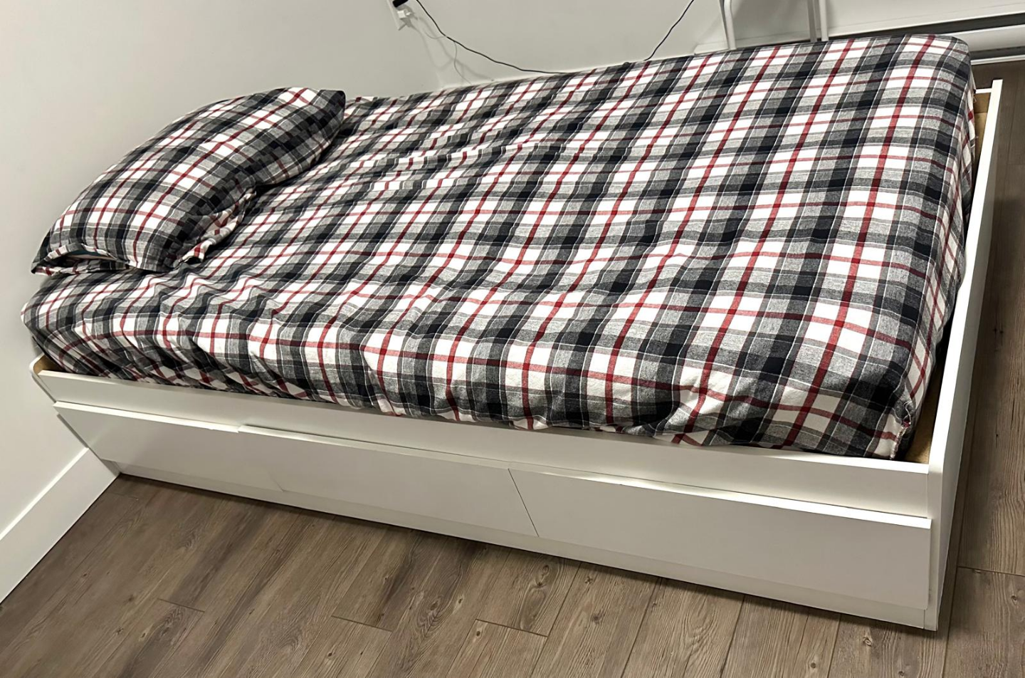 Storage single bed with mattress