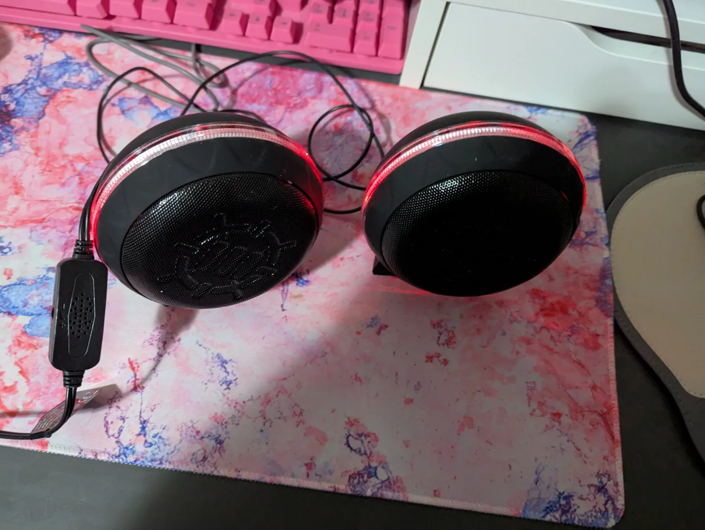 Enhance Gaming Speakers image indicator(2)