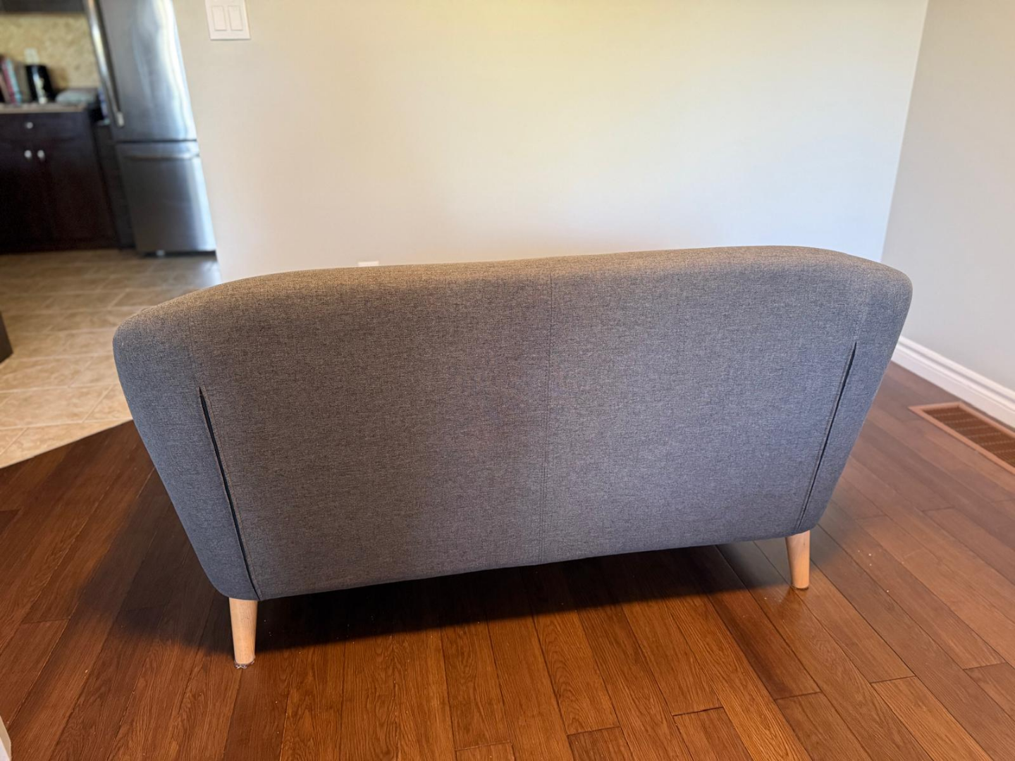 Linen-Look Fabric Loveseat, Button Tufting and Wood Legs - Grey - photo 5