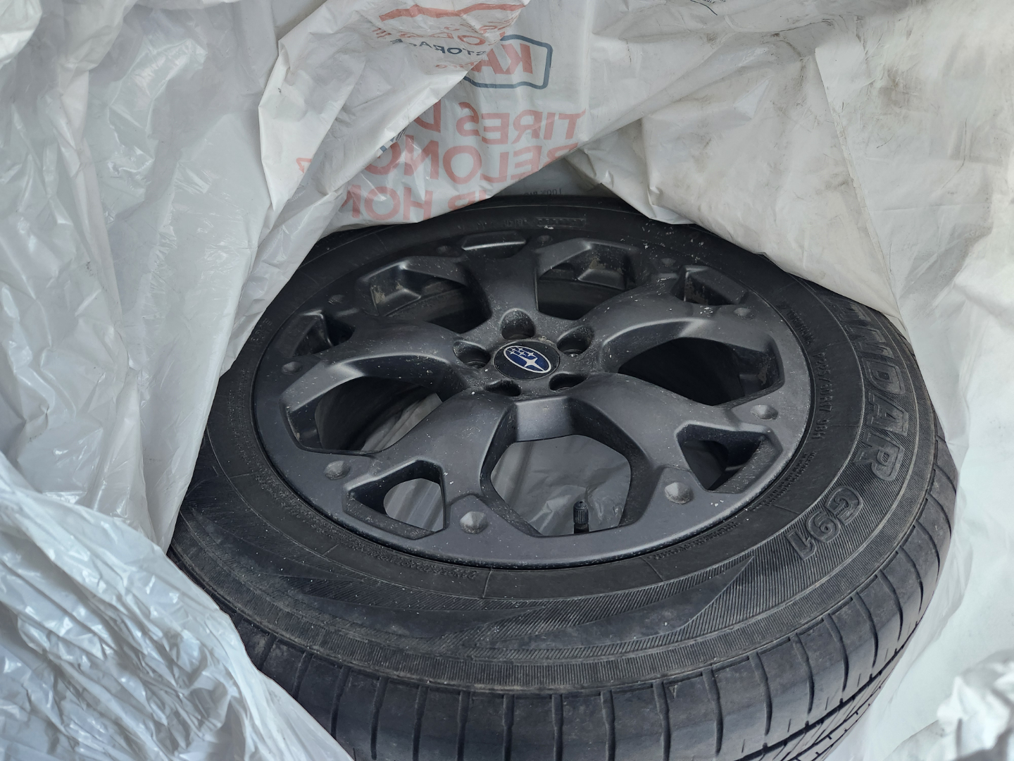 Subaru 17" Alloy Wheels with Yokohama Tires - photo 2