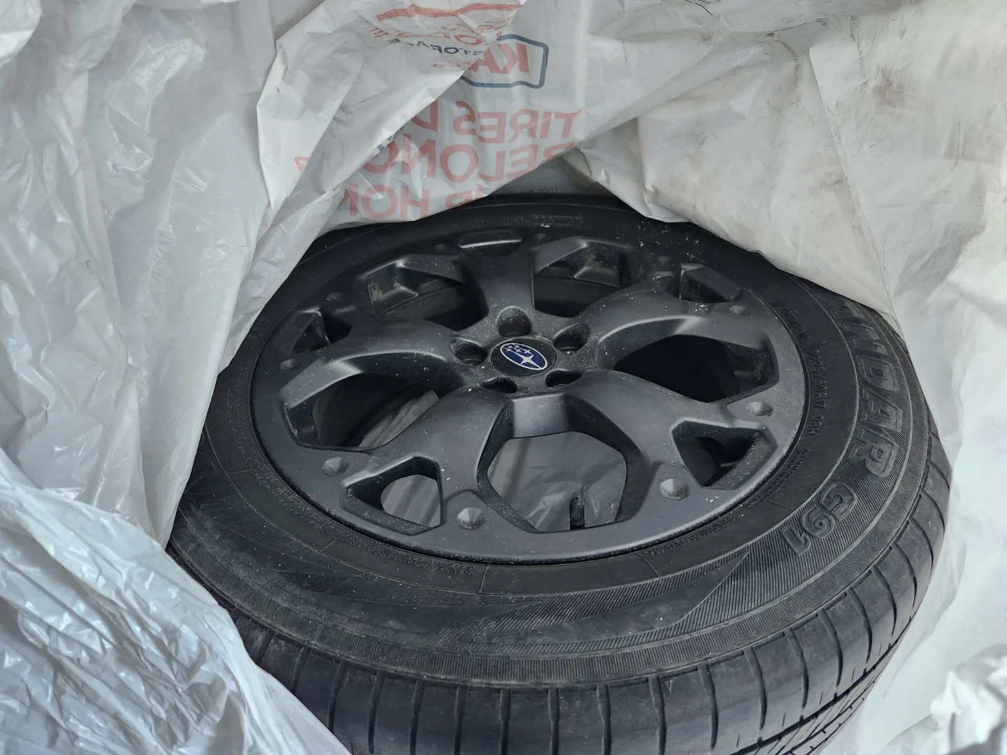 Subaru 17" Alloy Wheels with Yokohama Tires image indicator(2)