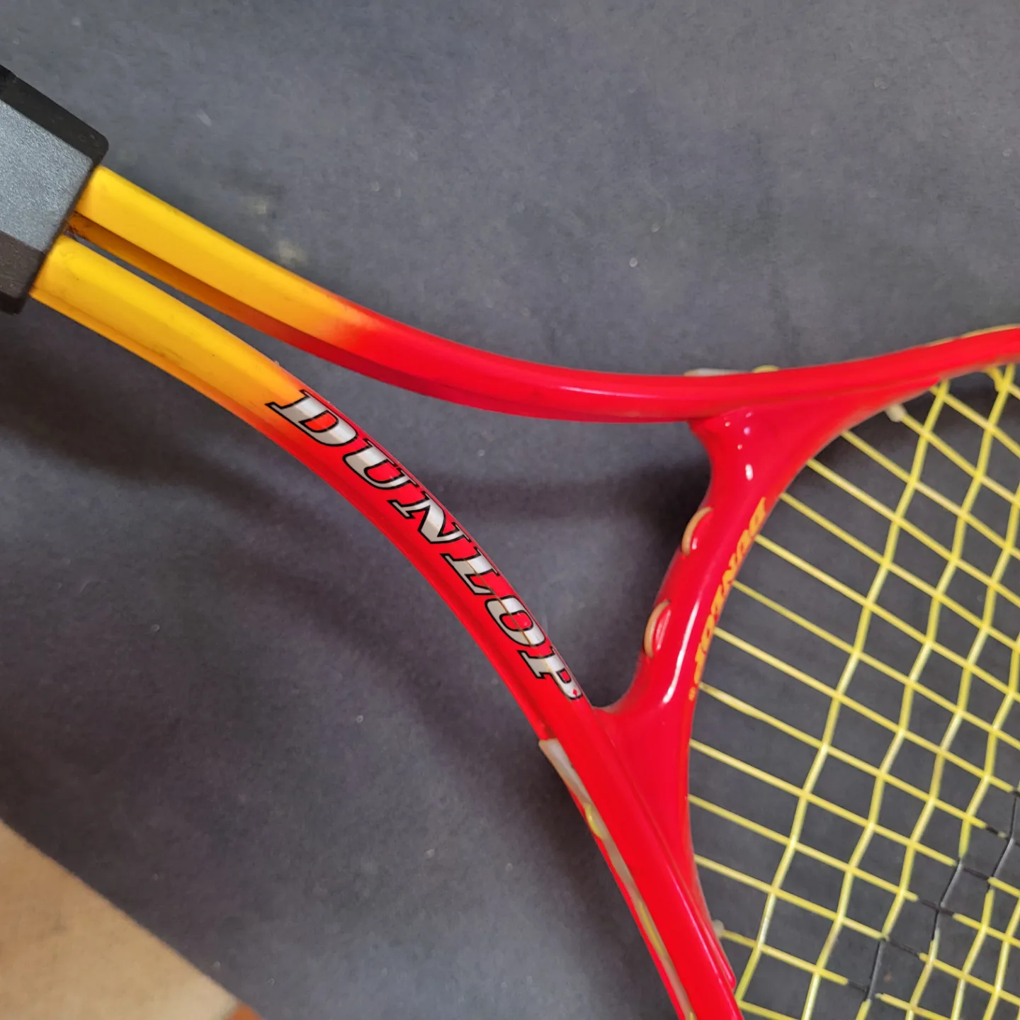 Dunlop Power Tennis Racquet image indicator(4)