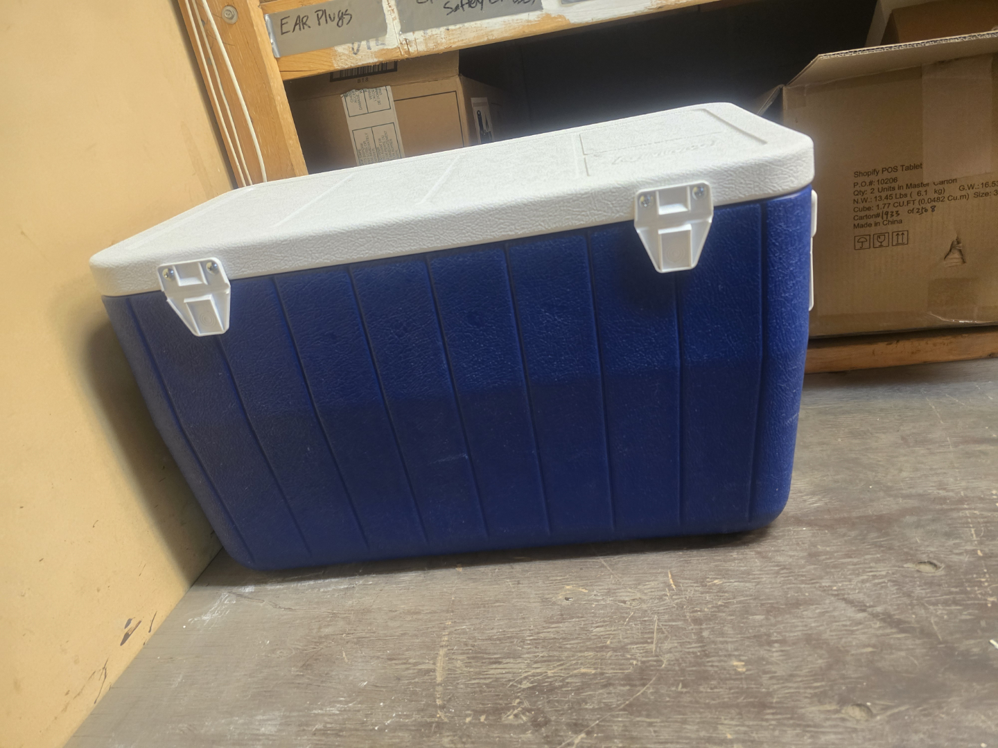 Large Igloo Cooler
