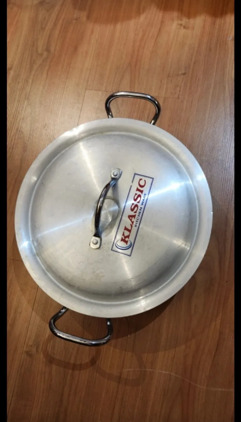 KLASSIC Aluminium Cooking Pot with Lid. price not negotiable image indicator(2)
