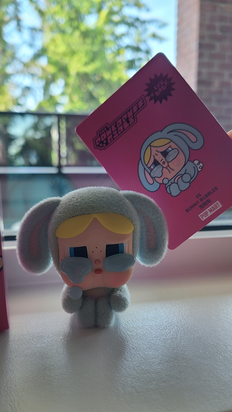 Crybaby x Pop Mart The Powerpuff Girls Bunny Bubbles Figure
