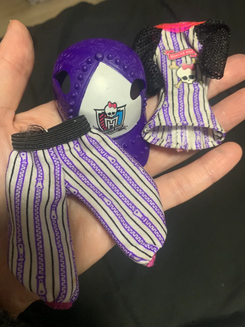 $20 each set monster high accessories thumbnail