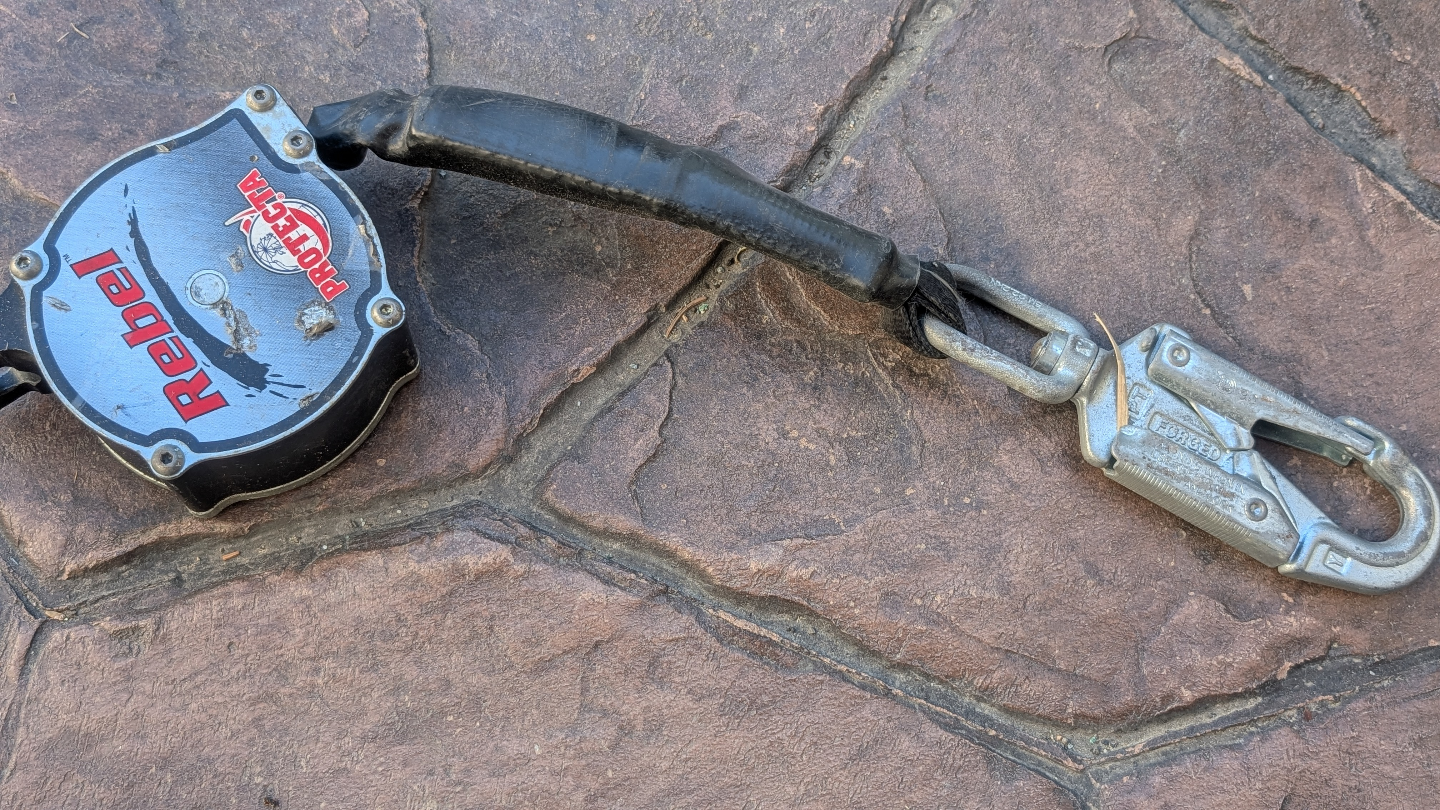 Protecsa Rebel Fall Protection Device - photo 3