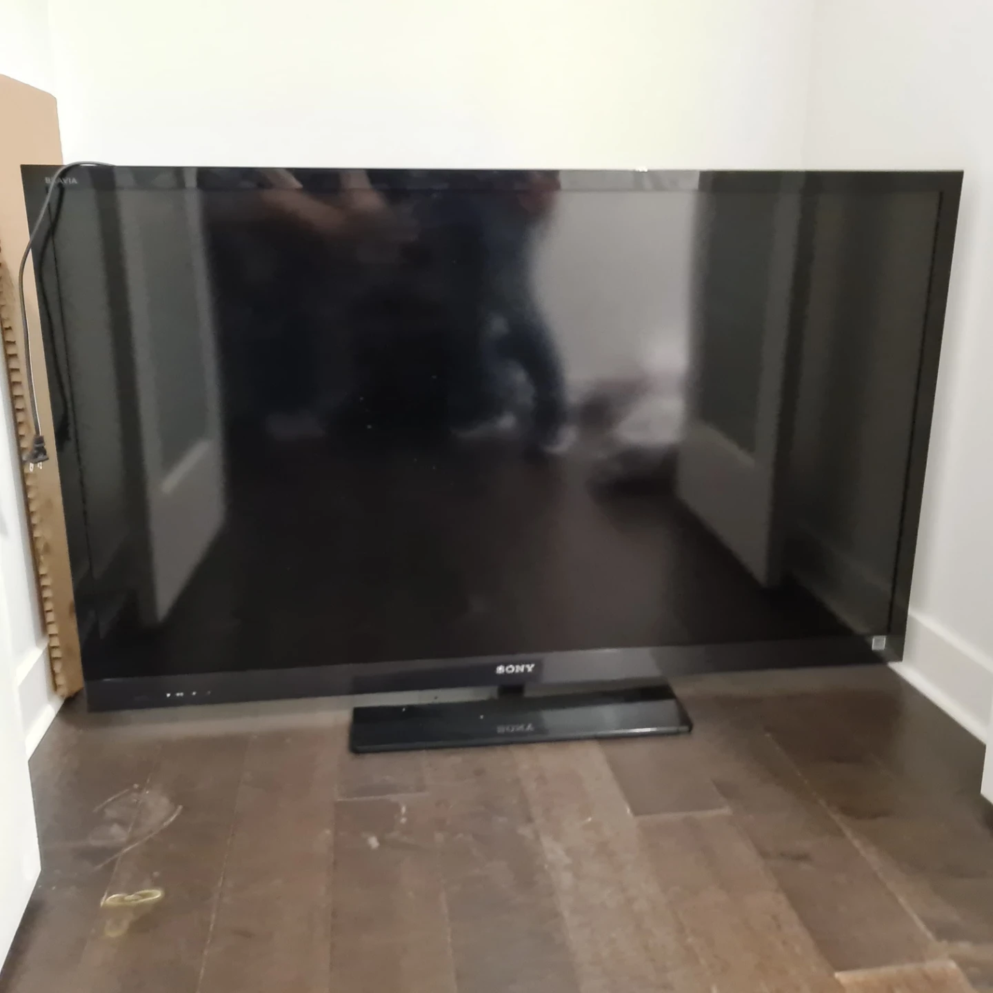 Sony KDL-55EX720 55-inch LCD HDTV with Remote