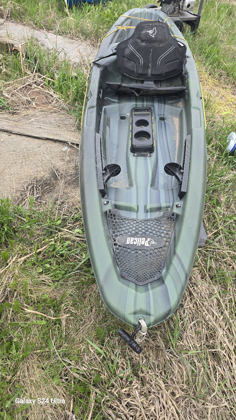 Pelican Kayak - photo 2