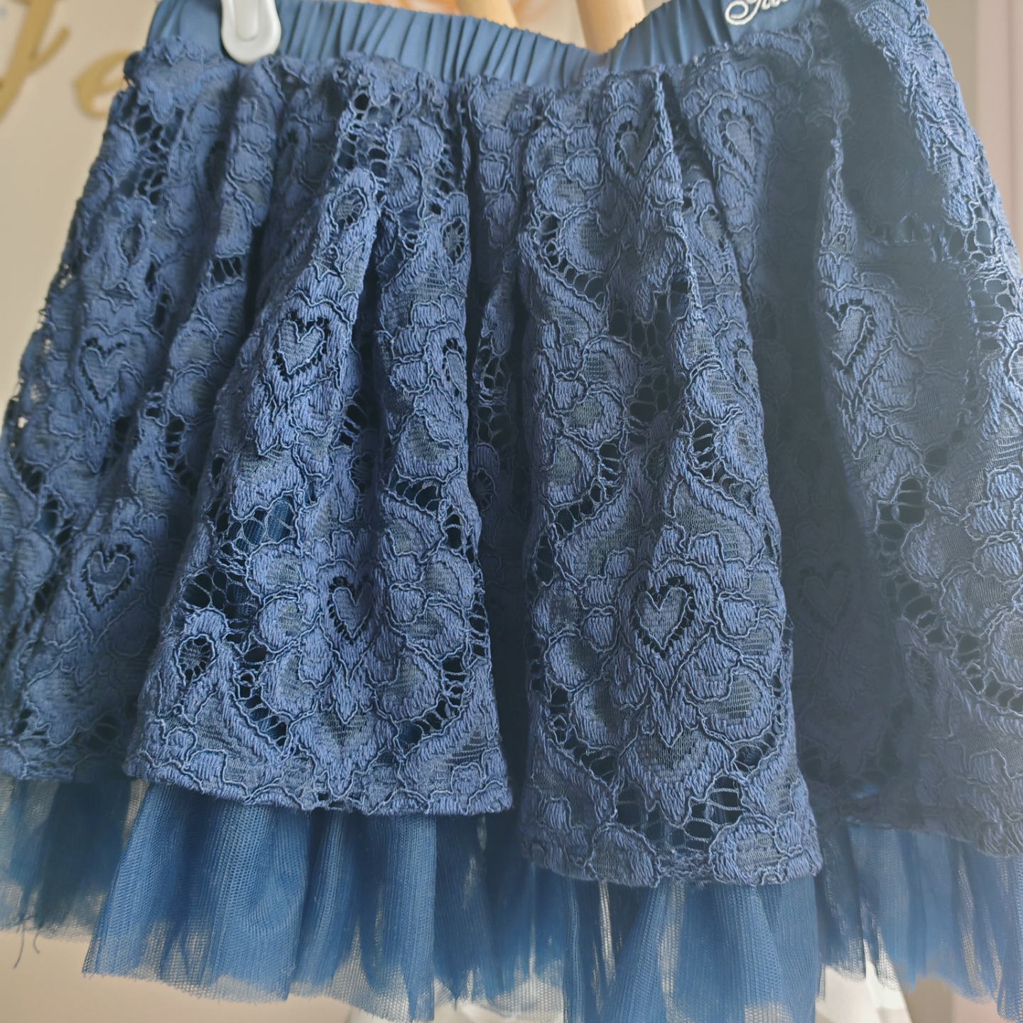 NWT Little girl Guess  lace Skirt 4t - photo 2