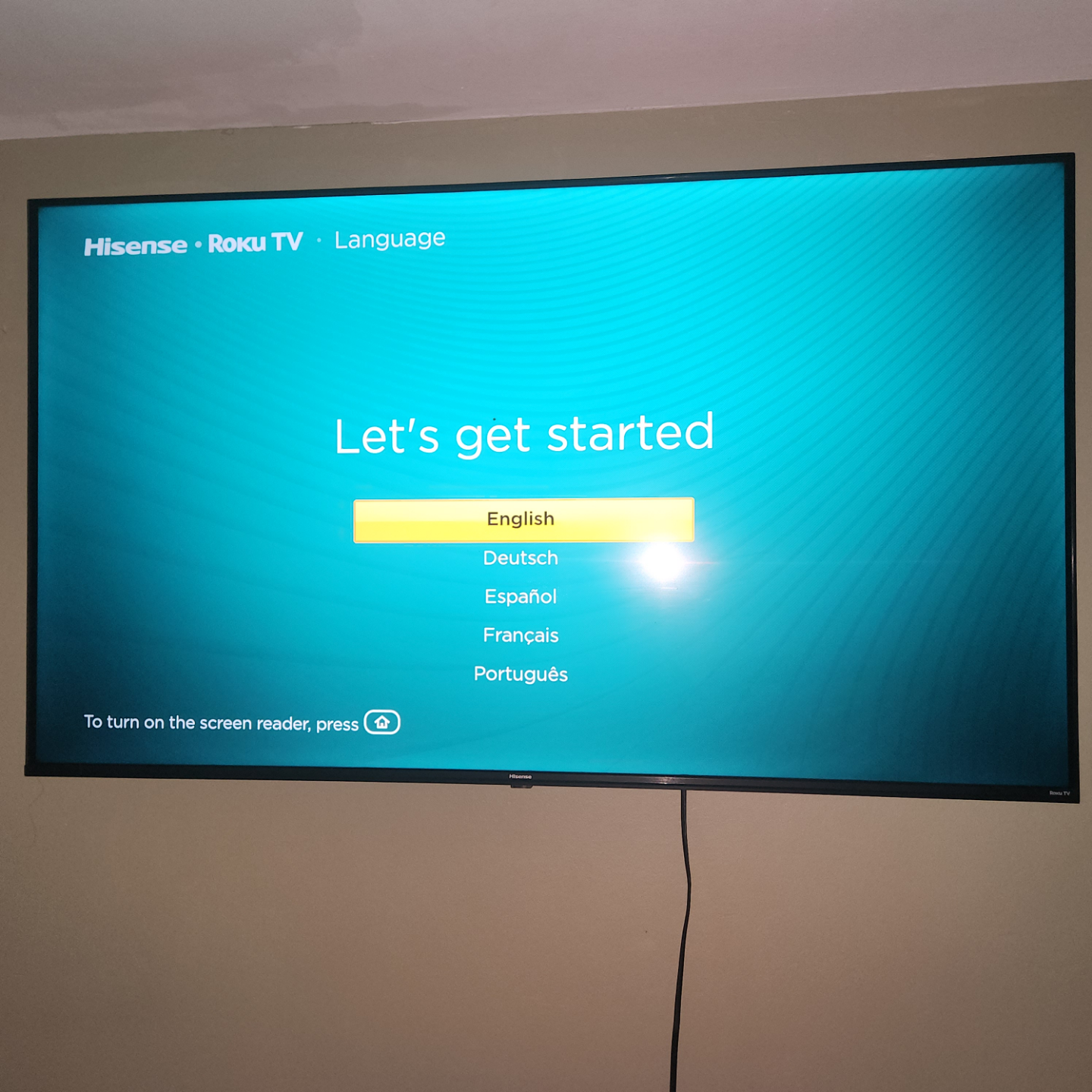 58" Hisense Roku Smart TV - photo 3