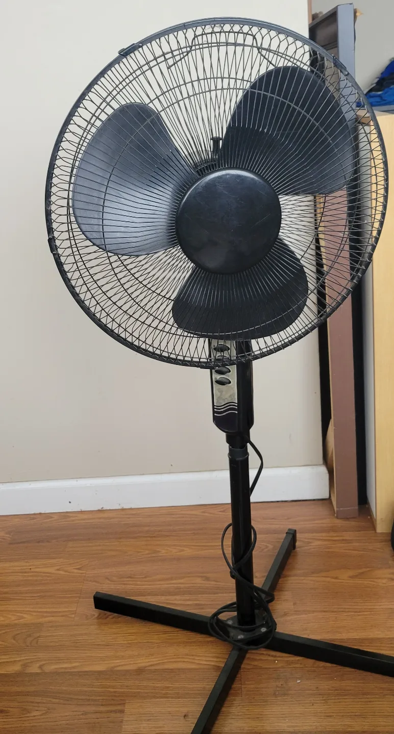 Black Stand Fan #freecycle thumbnail