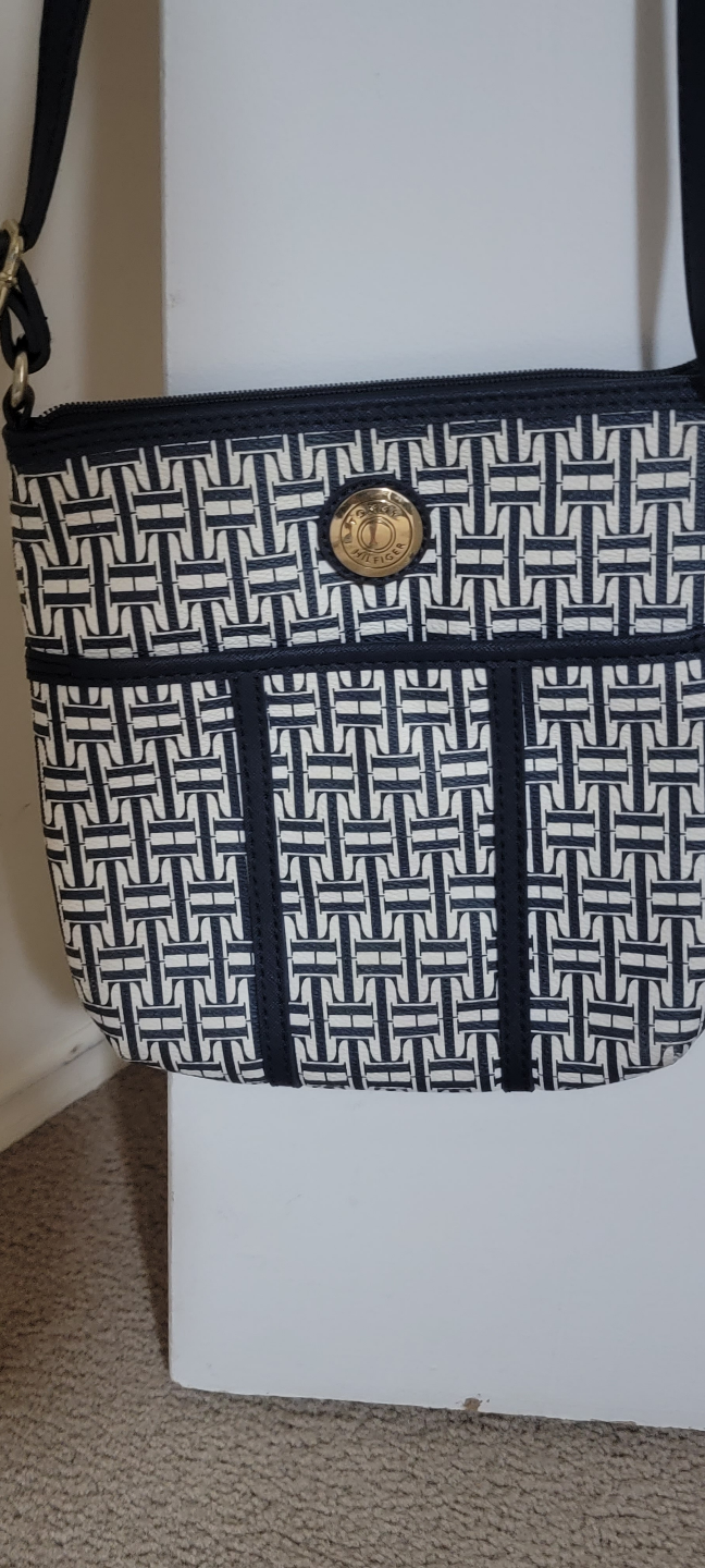 Tommy Hilfiger Crossbody Bag