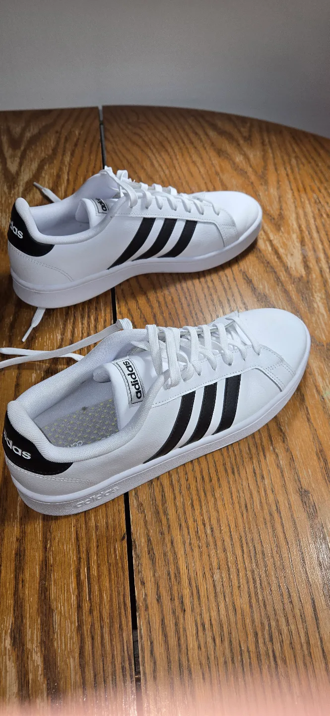 Adidas runners image indicator(3)