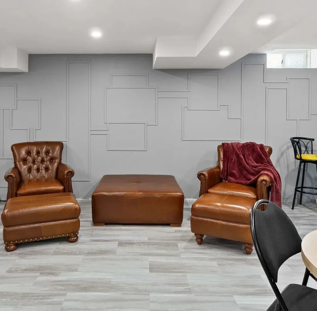 Brown Leather Ottoman and Armchairs Set thumbnail