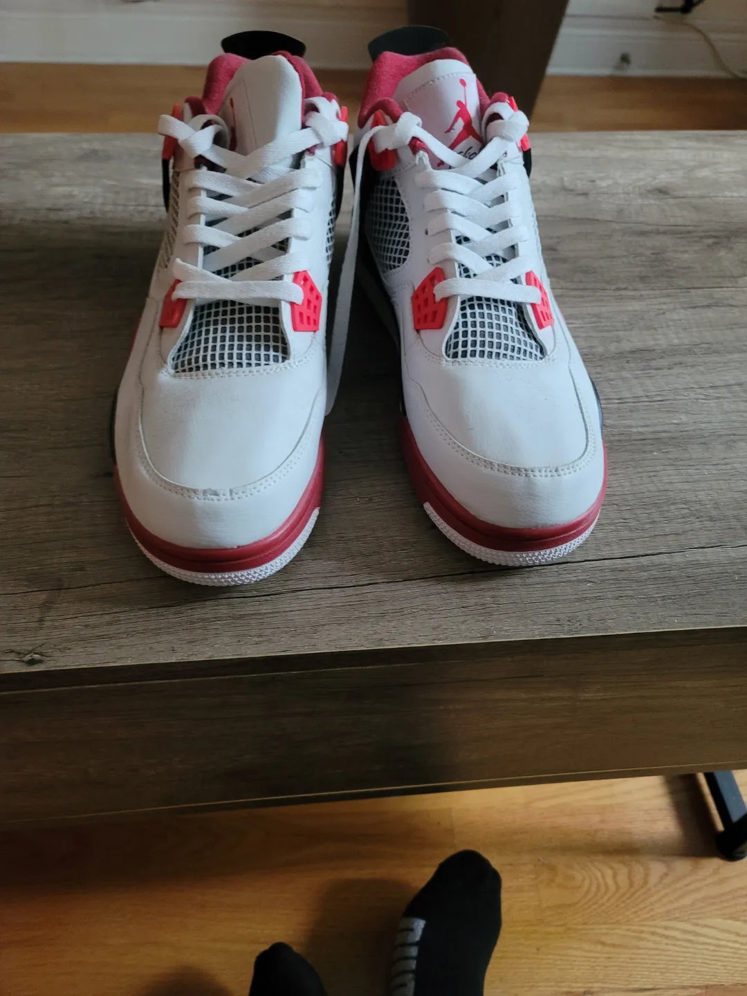 Men's Retro Sneakers. Size 11 thumbnail