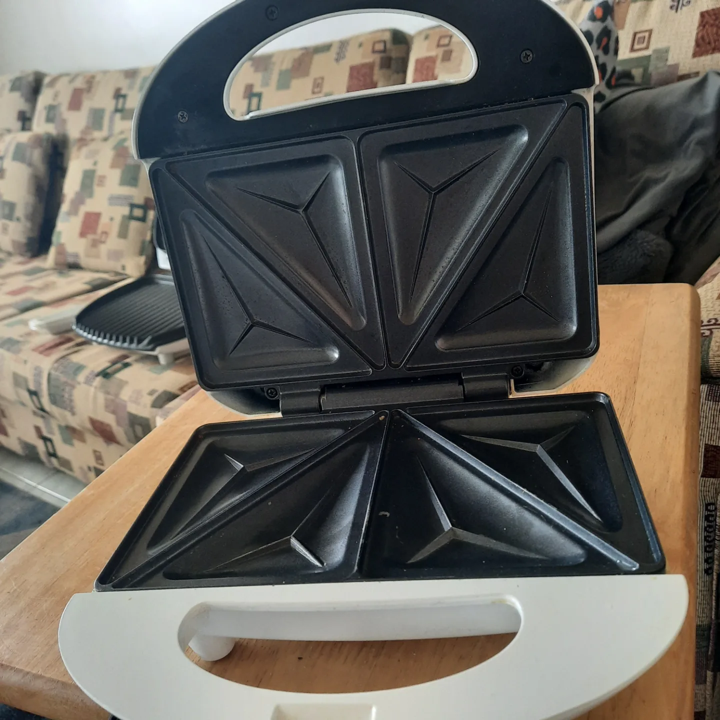 Salton Sandwich Maker image indicator(2)