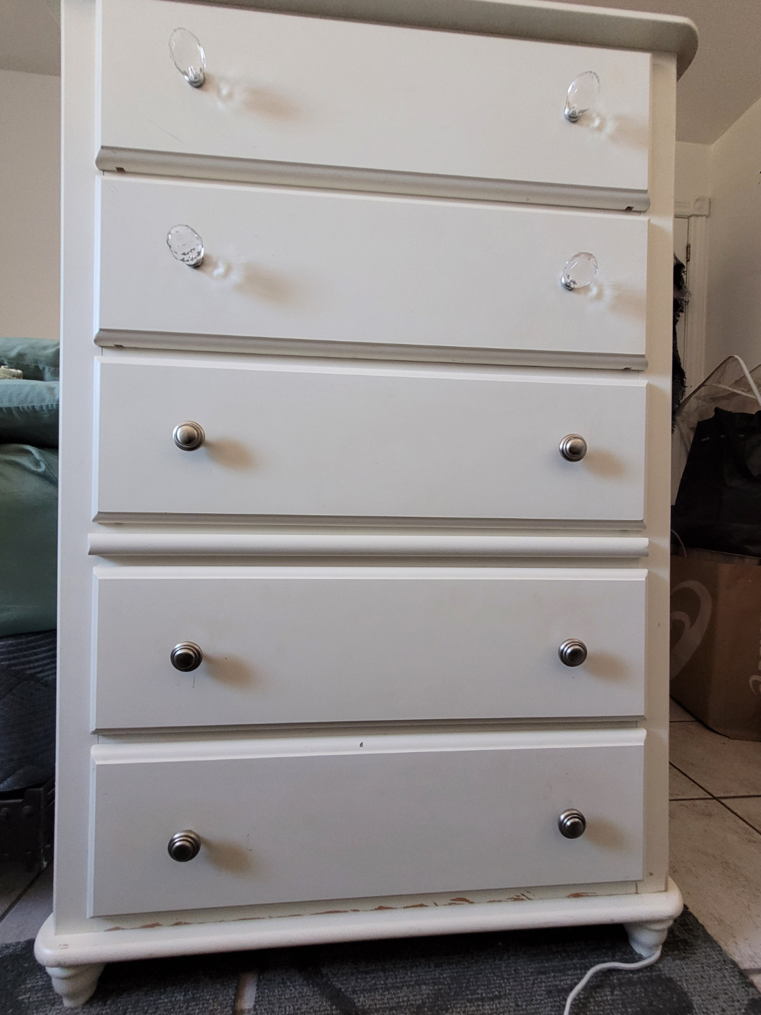 5-Drawer Chest - Creamy White