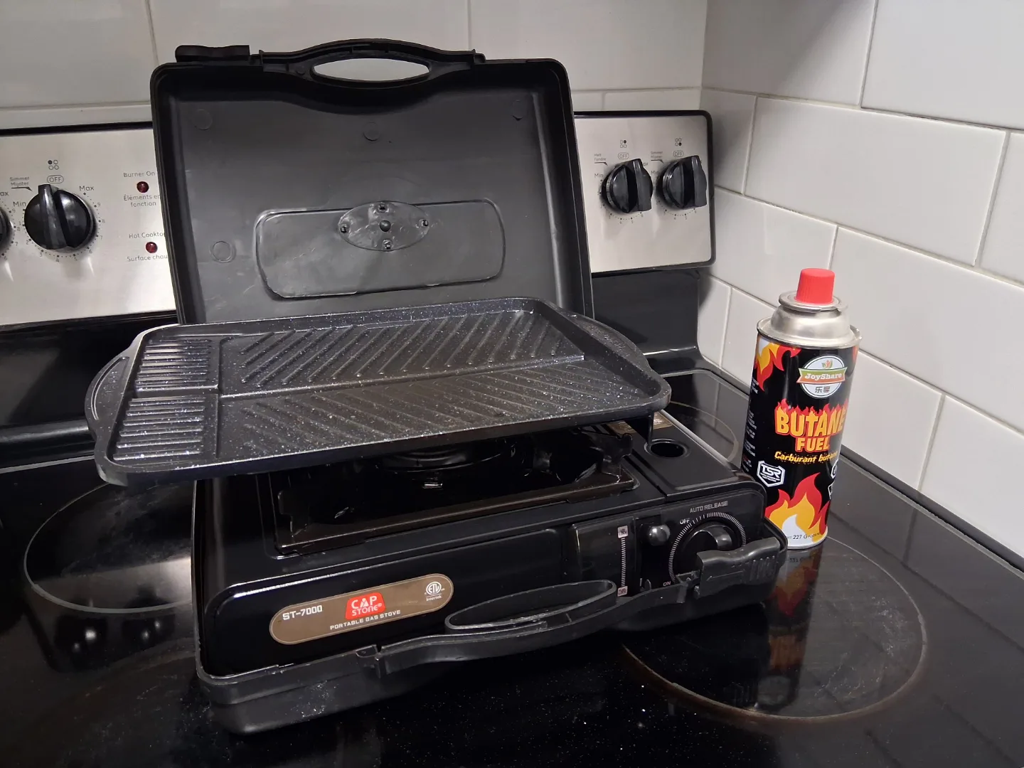 CAP ST-7000 Portable Gas Butane Stove w/grill top thumbnail