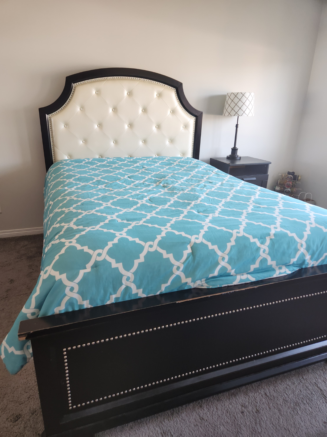 7 Piece Bed Set! Queen Bed and more - photo 2