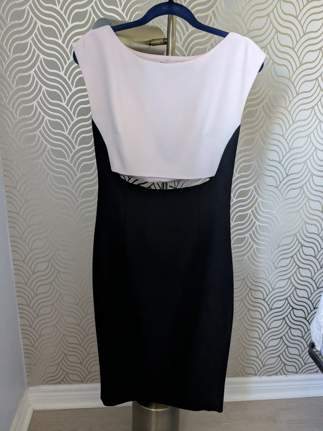 Gorgeous Collection of Dresses - Sizes 4-6, s/m image indicator(2)