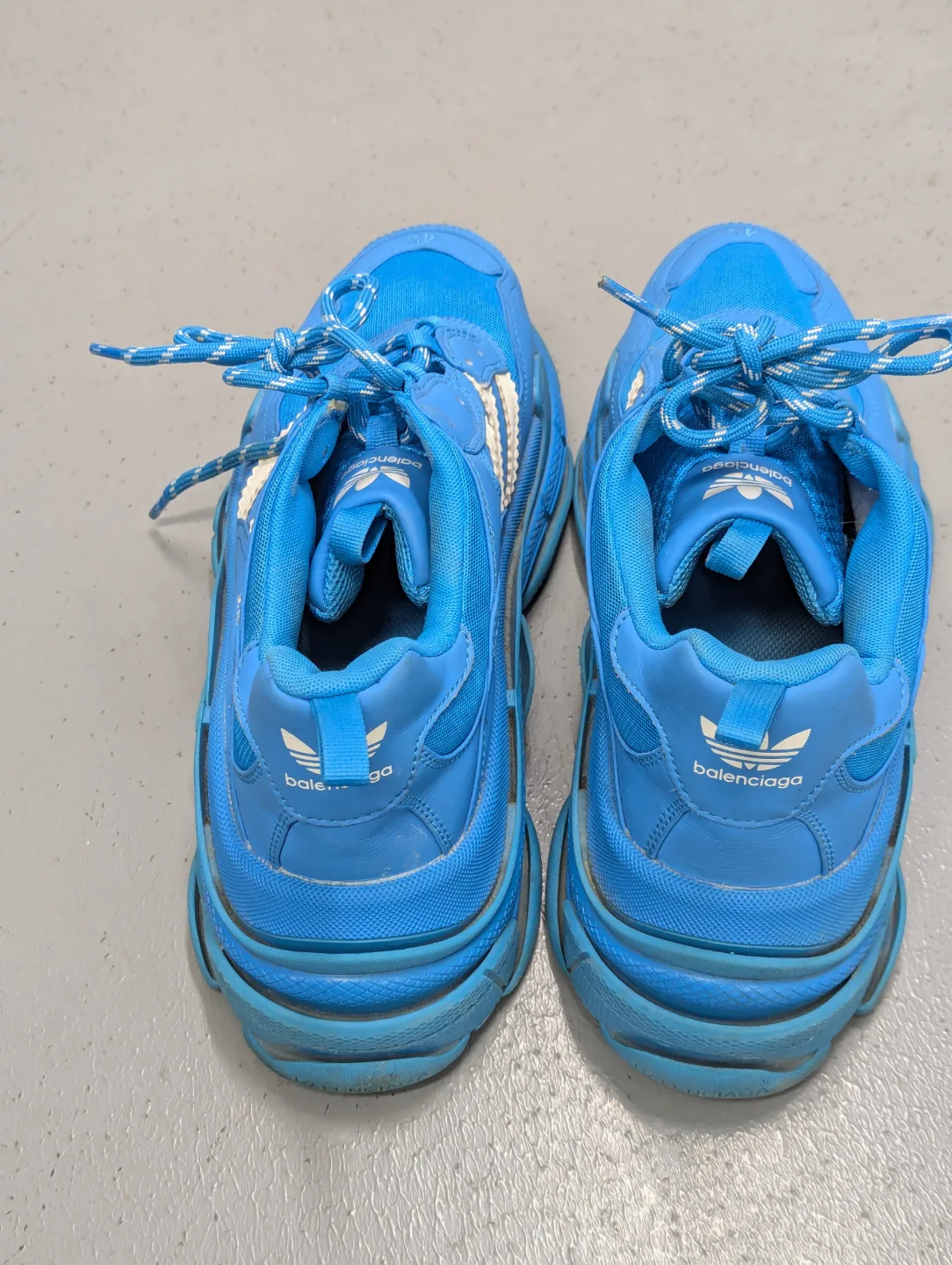 Balenciaga x Adidas Triple S Sneakers - Size 12 image indicator(3)