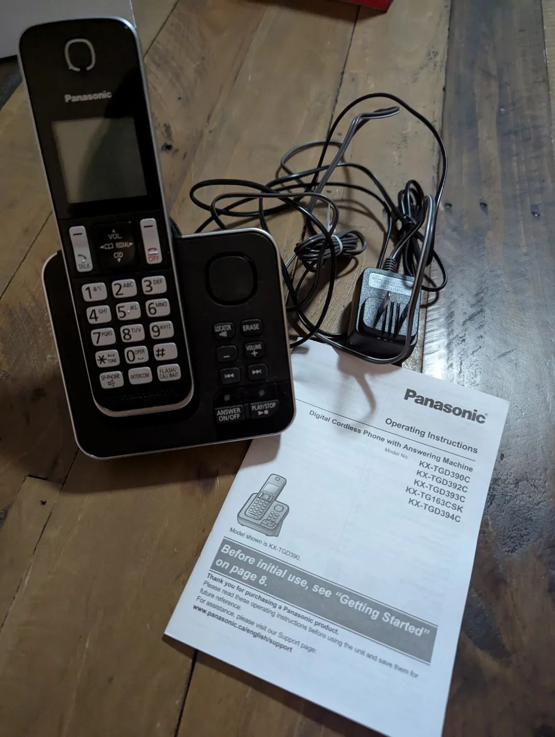 Panasonic Digital Cordless Phone with Answering Machine thumbnail