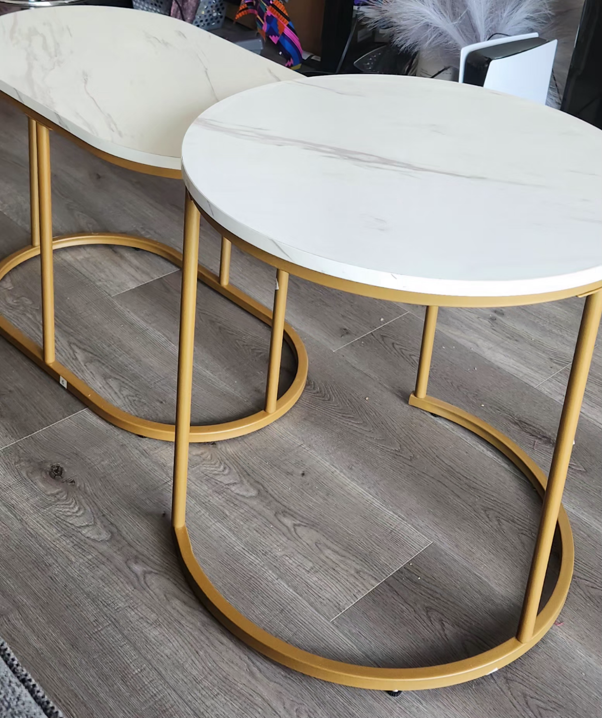 Nest of Two Round Marble-Look Coffee Tables with Gold Legs - photo 5