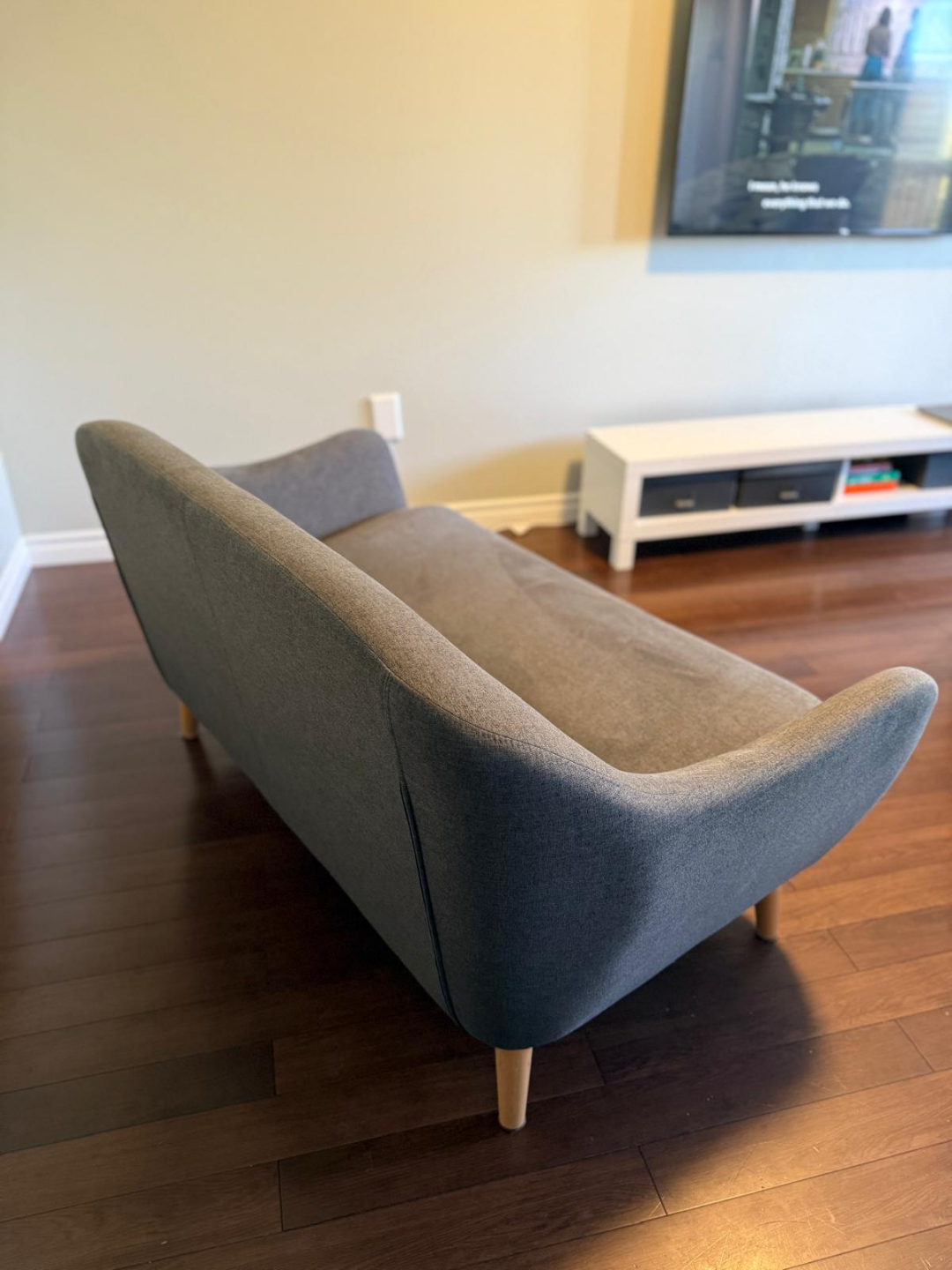 Linen-Look Fabric Loveseat, Button Tufting and Wood Legs - Grey - photo 4